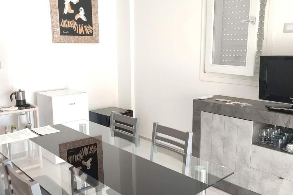 Lido Beach Apartments, Nuovi E Moderni, Vicino Alla Spiaggia Alghero Buitenkant foto