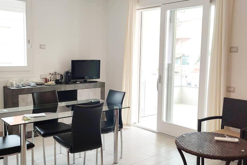 Lido Beach Apartments, Nuovi E Moderni, Vicino Alla Spiaggia Alghero Buitenkant foto