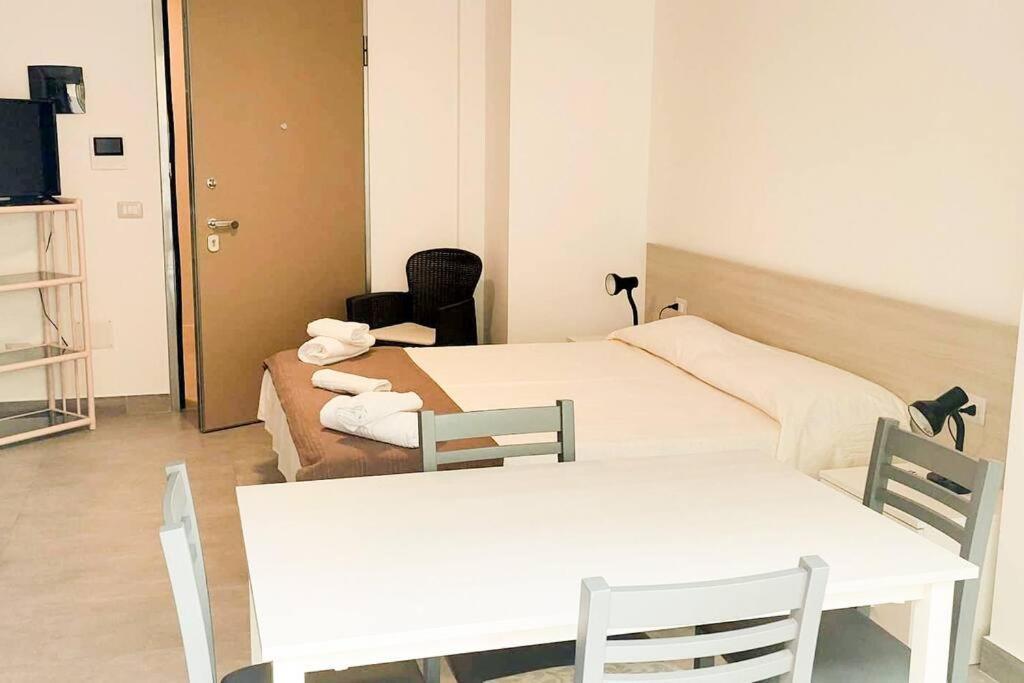 Lido Beach Apartments, Nuovi E Moderni, Vicino Alla Spiaggia Alghero Buitenkant foto